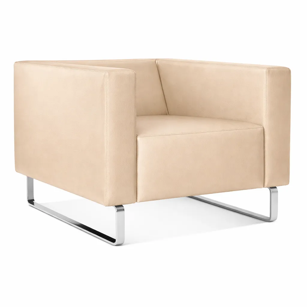 Sofá para Recepção Genialle 1 lugar | Pés Alumínio - Couro Ecológico - Diversas Cores