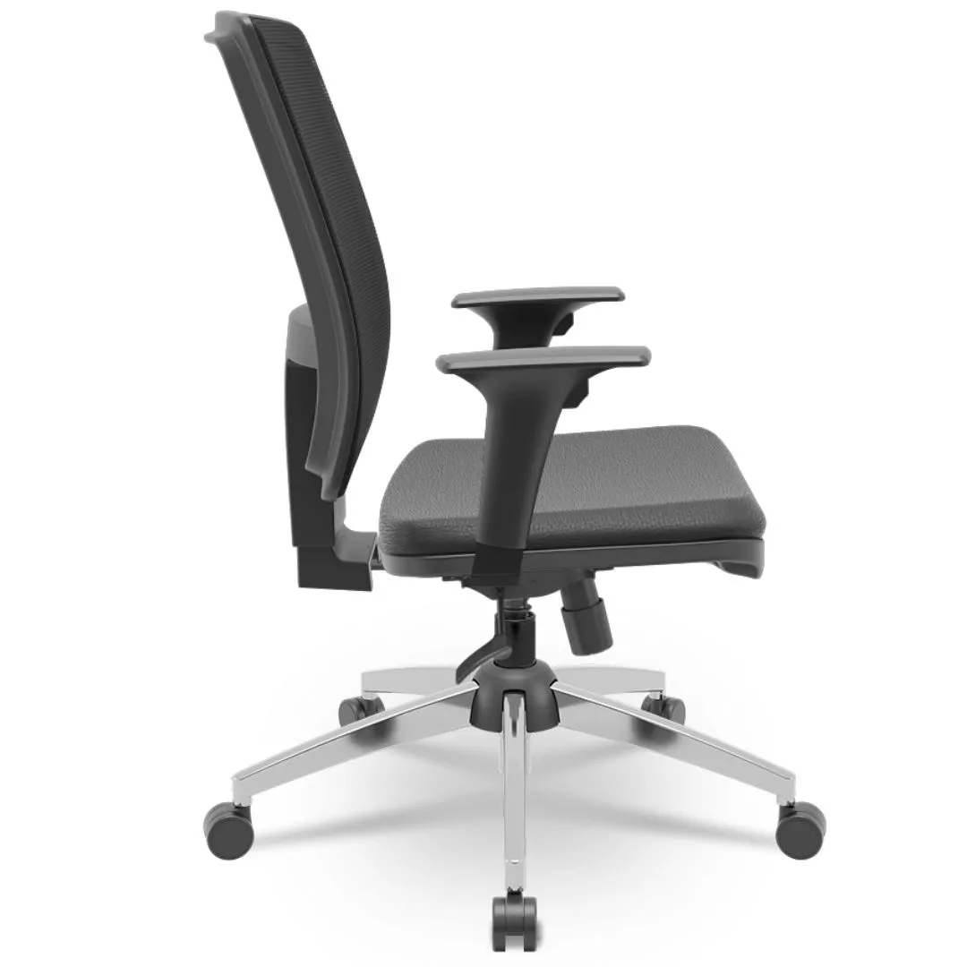 Cadeira Corporativa Brizza Diretor Preta - RelaxPlax - Cromada - Braço Regulável - Até 140 Kg