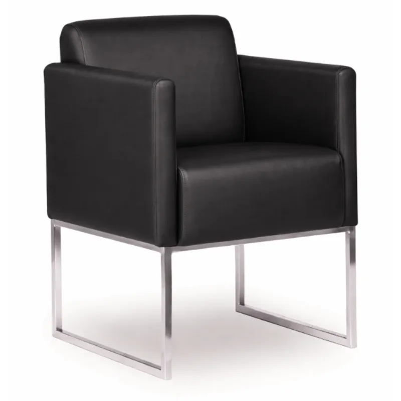 Poltrona Royale Recepção - Couro Ecológico - Preta